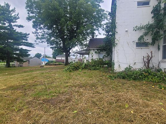 5th image of 120 N East St