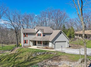 2575 Eastwood Ln, Brookfield, WI 53005