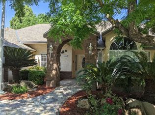 2925 Joshua Ave, Clovis, CA 93611