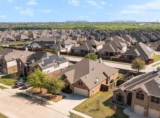 6116 Falls Lake Rd, Fort Worth, TX 76179