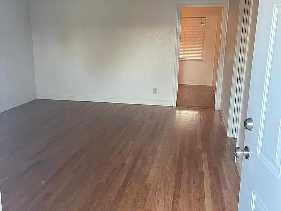 3131 Mission Rd