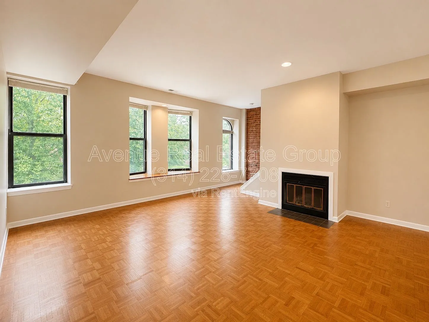 2 bed, 1.5 bath, 1134 sqft, $1,895 — Photo 4
