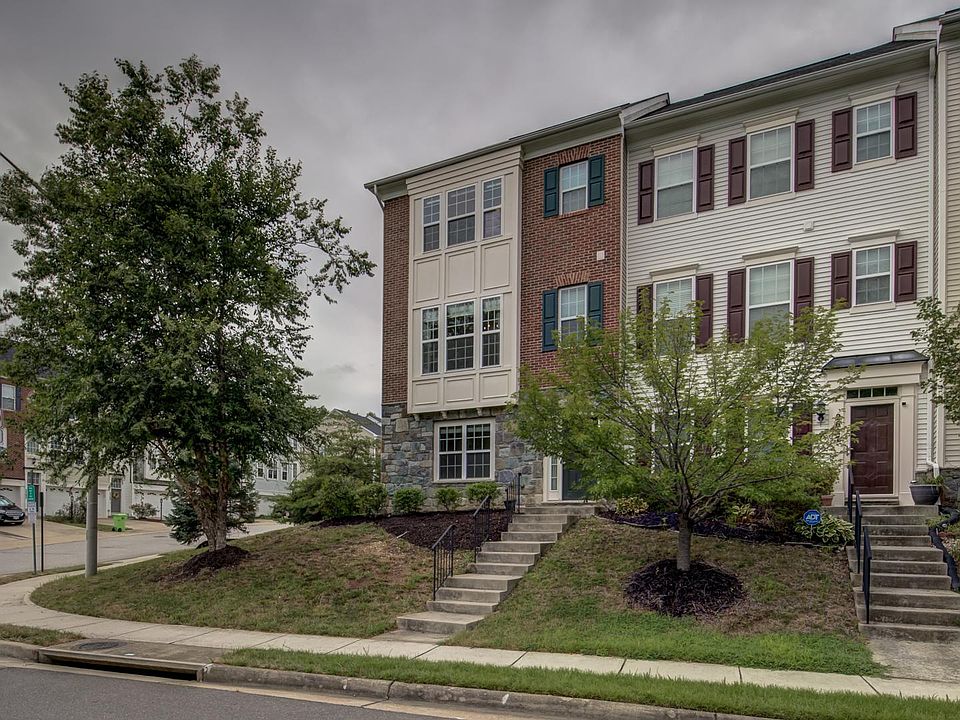 1st image of 2629 River Basin Ln