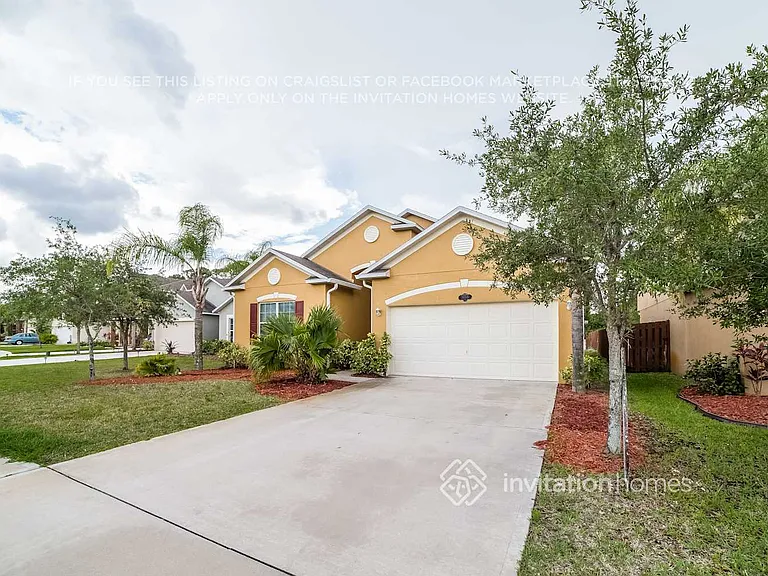 3155 Burdock Ave — Photo 2