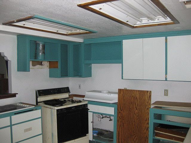 2nd image of 141 Mono Ave