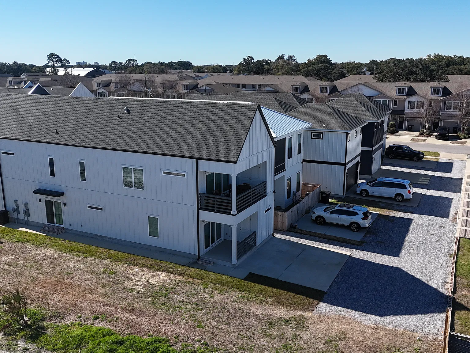 3 bed, 1498 sqft, $2,500 — Photo 3
