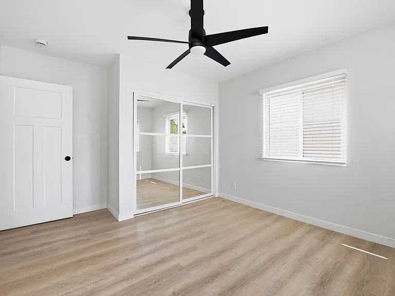 3718 Nile St — Photo 11