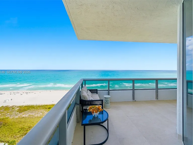 5801 Collins Ave #Penthouse 1600 — Photo 22