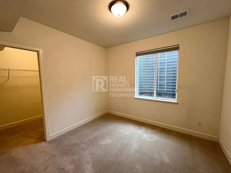 5992 Central Park Blvd — Photo 12