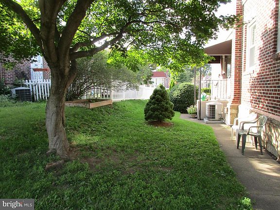 5th image of 8837 Bradford St