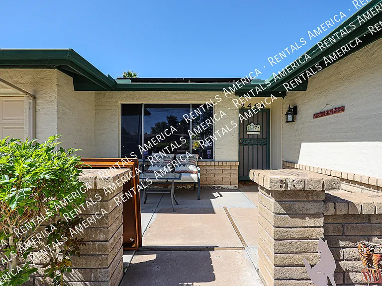 2466 W Onza Ave — Photo 4