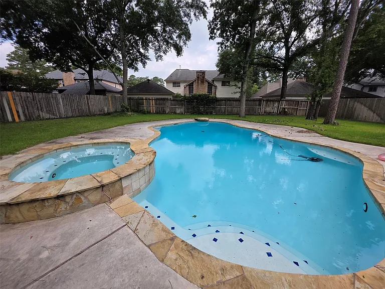 16806 Sandypine Cir — Photo 5