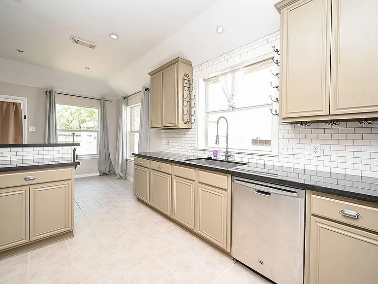 12138 Havenmist Dr — Photo 10