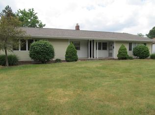 31812 Bainbridge Rd, Solon, OH 44139