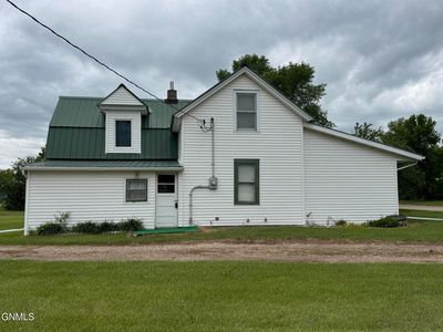 501 1st St NW, Bowbells, ND, 58721