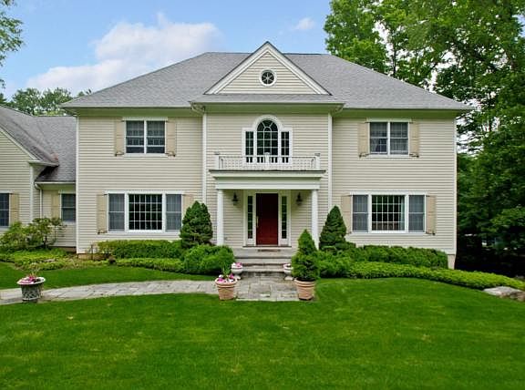 3rd image of 7 Gifford Lake Dr