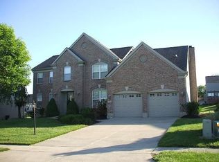35 Wheatmore Ct, Springboro, OH 45066