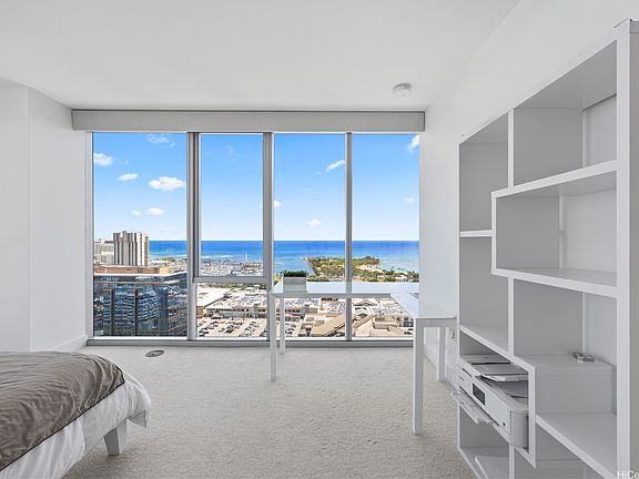 4th image of 629 Keeaumoku St #3301
