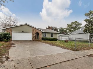 708 N Highland St, Marion, IL 62959