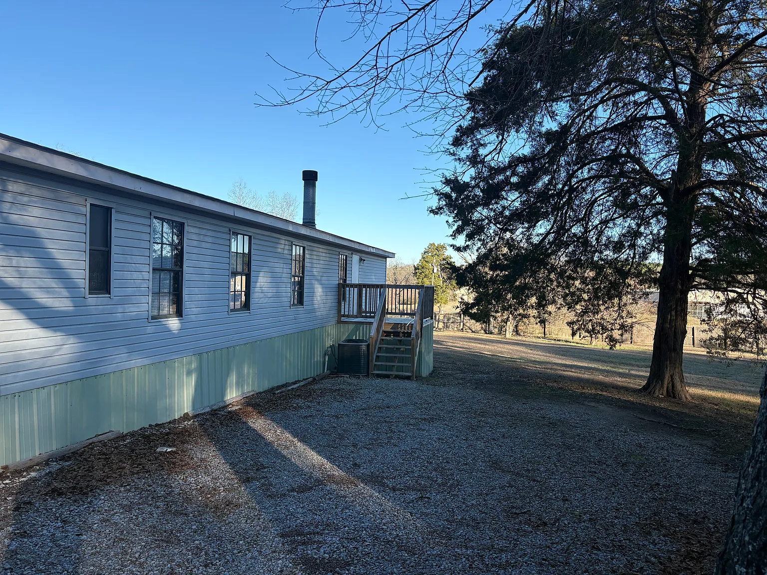 3 bed, 1440 sqft, $1,250 — Photo 4