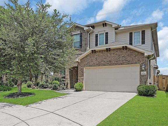 2nd image of 26942 Harwood Heights Dr