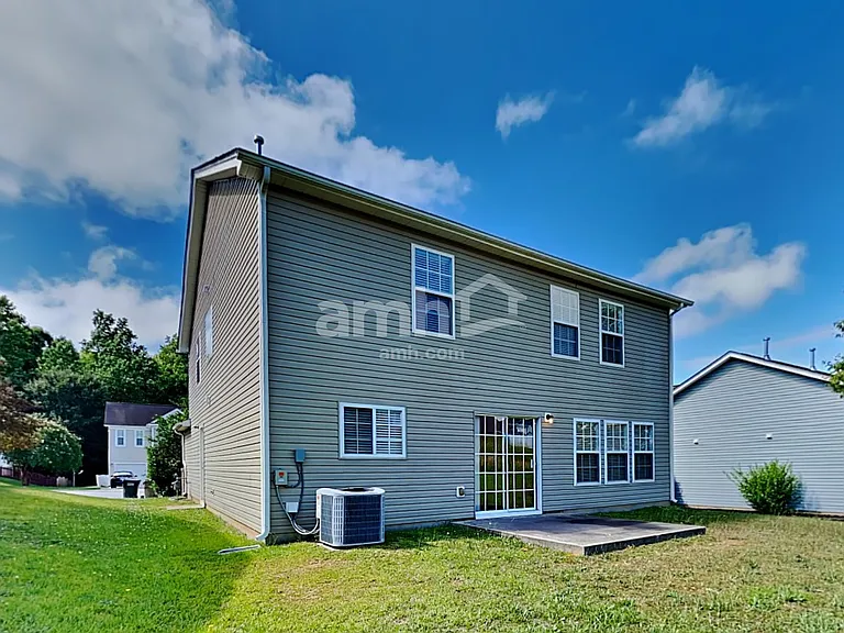 406 Averasboro Dr — Photo 1