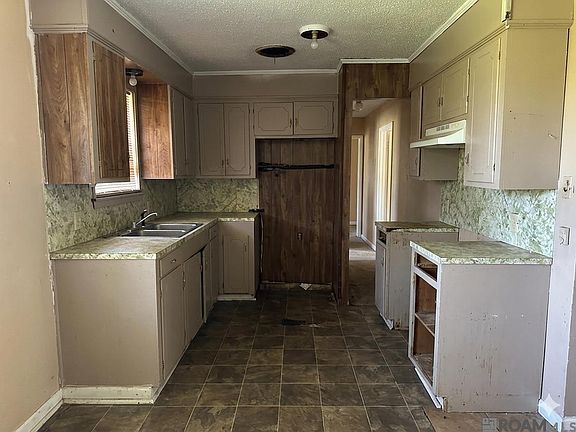 2nd image of 9162 Delta Place Rd