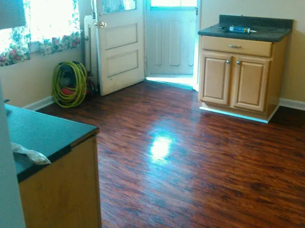 63 S Gates Ave, Kingston, PA 18704