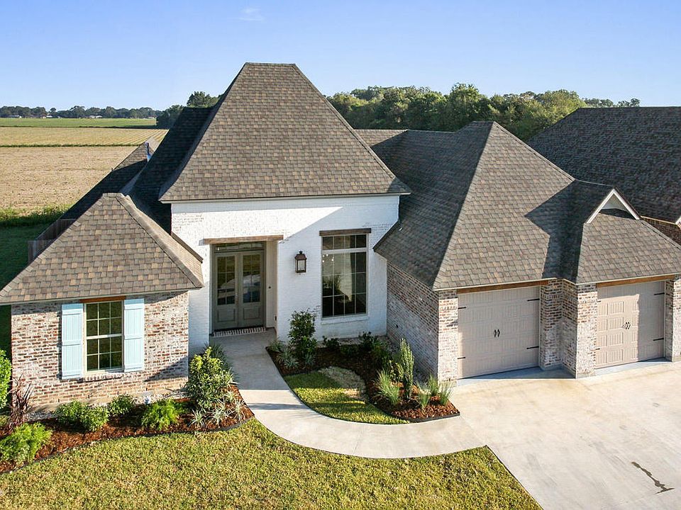 1st image of 205 Coco Palm Ct