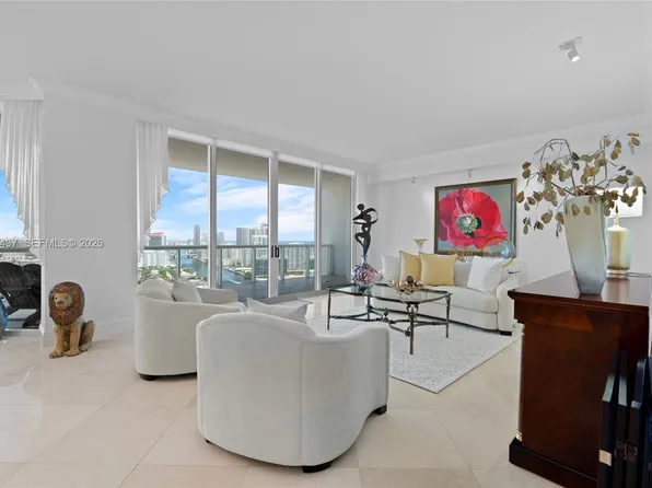 21200 Point Pl #2802, Aventura, FL 33180