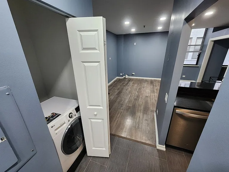 680 S Federal St #909 — Photo 19