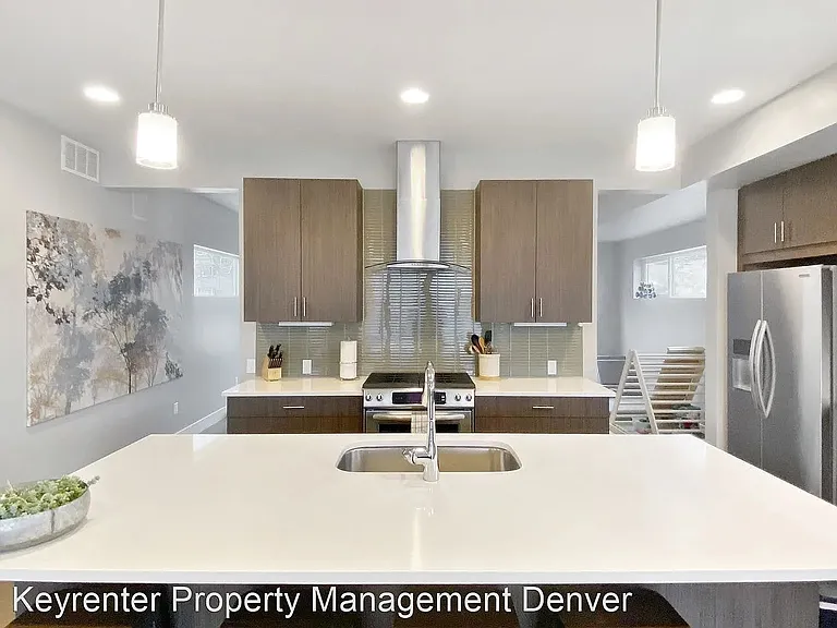 2701 W 25th Ave — Photo 13