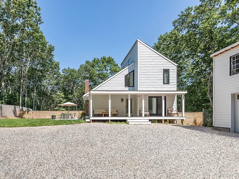 4 Red Fox Ln — Photo 11