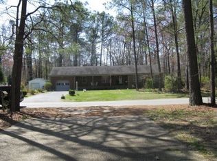 107 Laurel Path Rd, Yorktown, VA 23692