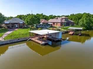 441 E Ewell St, Granbury, TX 76048