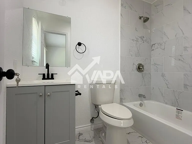 9702 Hidden Ledge — Photo 7