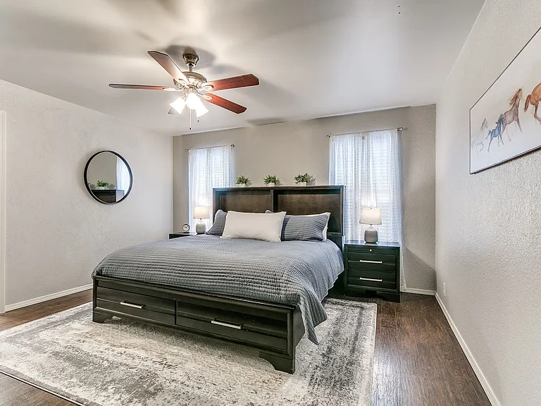 1700 Whispering Creek Dr — Photo 8