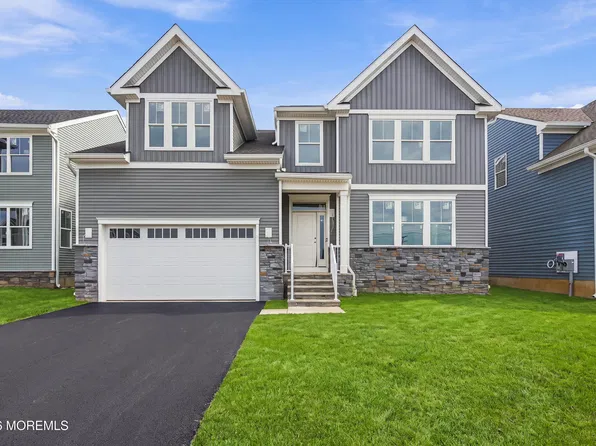 3 American Way, Manalapan, NJ 07726