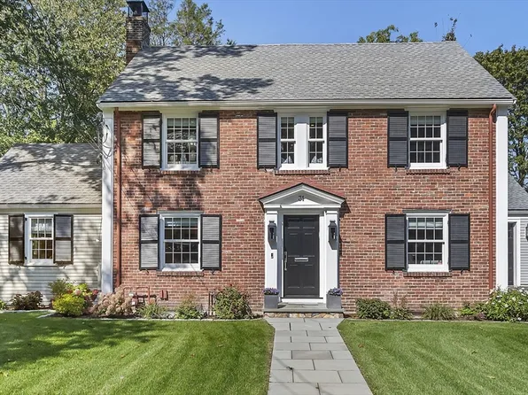 31 Chestnut Hill Ter, Newton, MA 02467