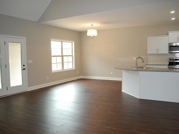 2nd image of 12 Sango Mls Lot 12