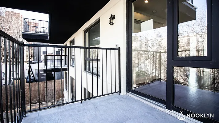 Rented by Nooklyn NYC LLC | media 41