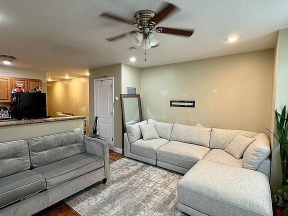 4th image of 2121 W Passyunk Ave Floor 2