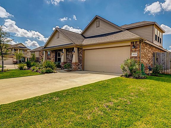 2nd image of 18203 Bridle Meadow Ln