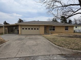 332 NE Meadowlark Ave, Bartlesville, OK 74006