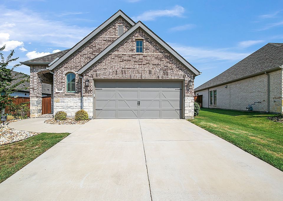 1st image of 9605 Acorn Ln
