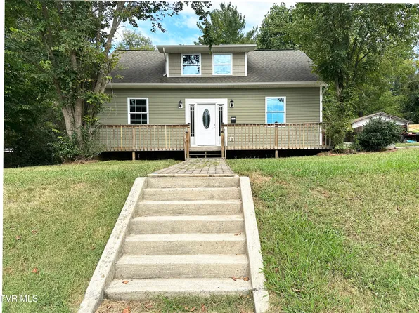 133 E Highland Rd, Johnson City, TN 37601