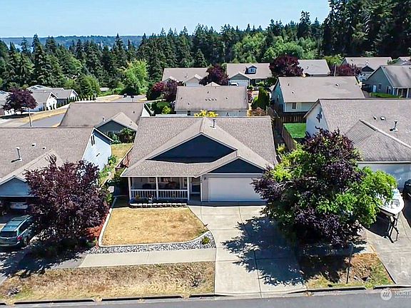 3rd image of 120 Vista View Court
