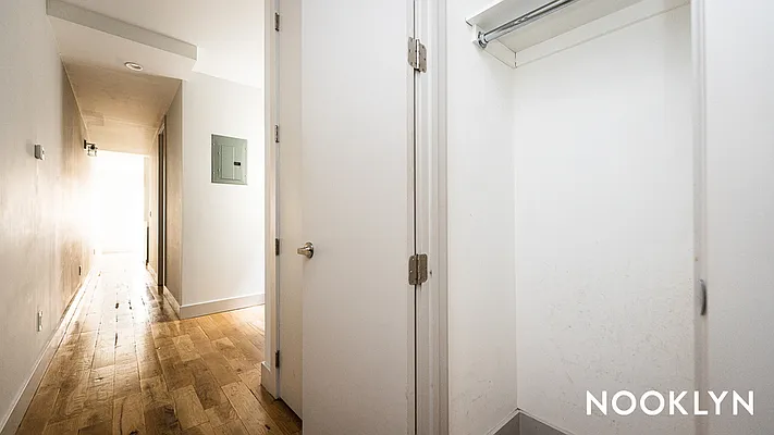 Rented by Nooklyn NYC LLC | media 30