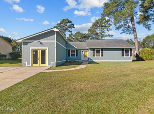 2424 Saddleridge Dr, Midway Park, NC 28544