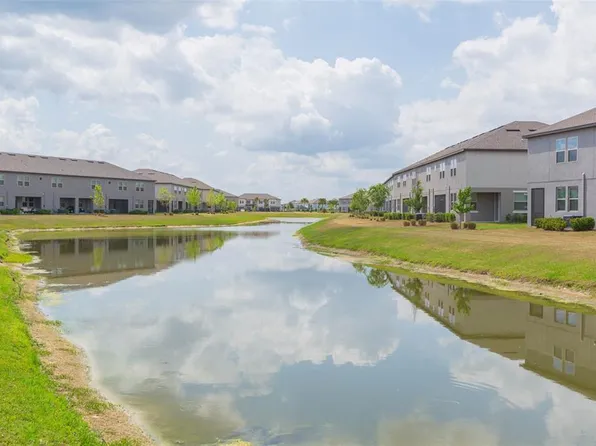 8065 Rolling Shell Trl, Wesley Chapel, FL 33545